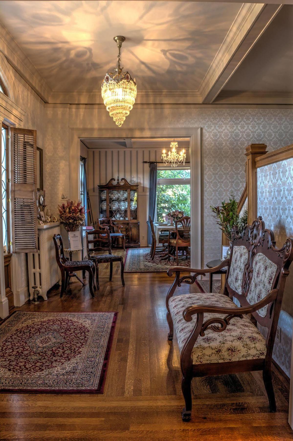 Bayside Bed And Breakfast Эверетт Экстерьер фото